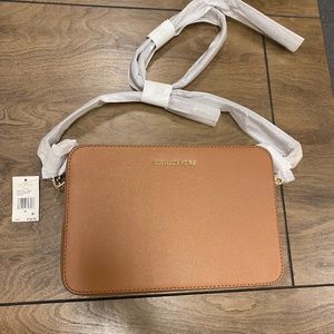 Michael Kors LG EW Crossbody Bag Brown